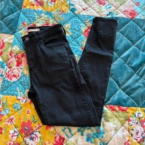 LEVI’S 721 High Rise Skinny Jeans